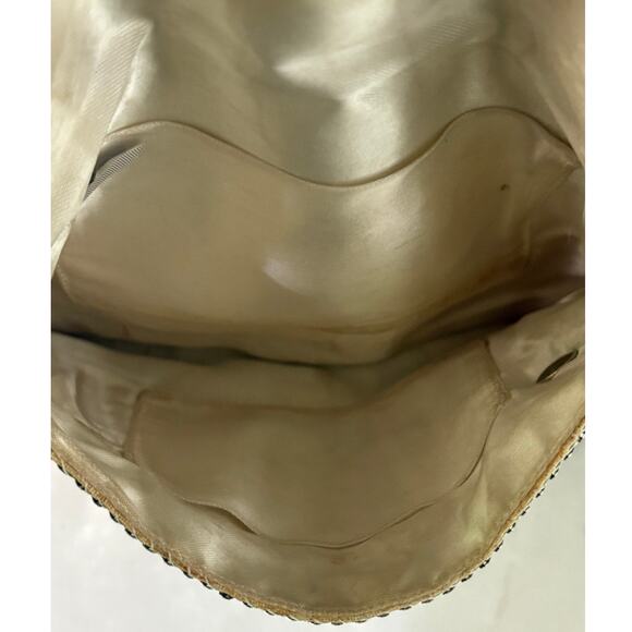 Vintage Whiting & Davis Co Bags-Silver Mesh Handbag-Clutch-Silk Lined-Elegant - Picture 7 of 7